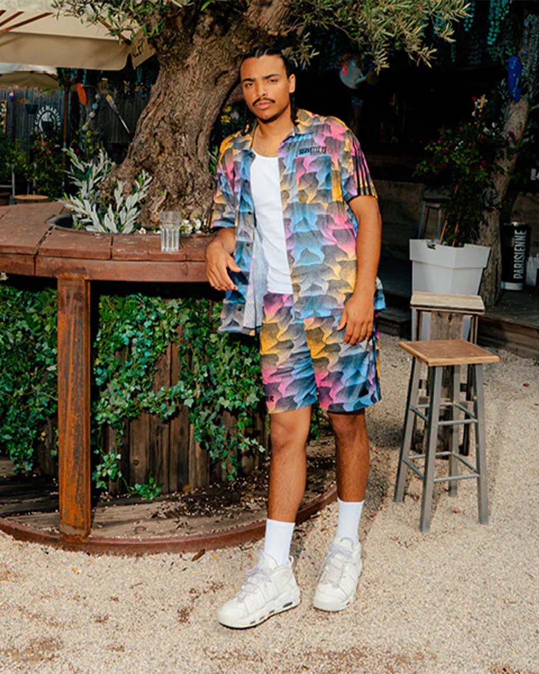 Short &quot;Tropical Resort&quot;