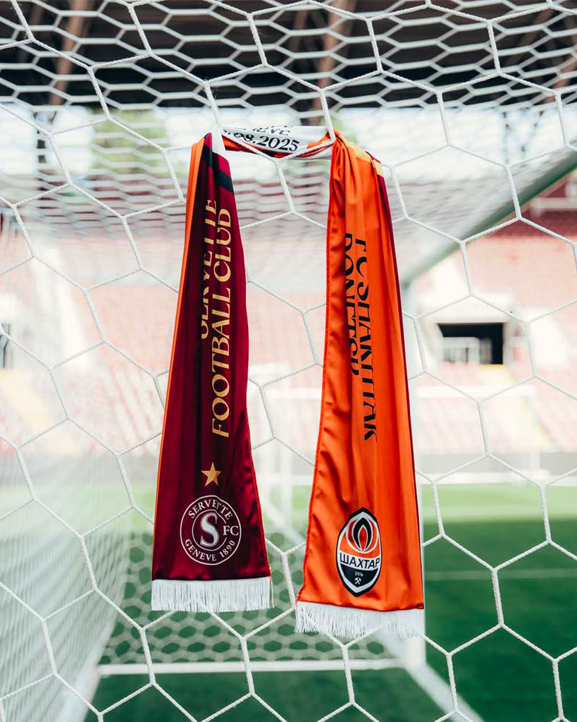 Scarf Shakhtar Donetsk Ukraine - Wolfsburg Germany 2019-2020 Scarf Shakhtar Donetsk Ukraine - Wolfsburg Germany 2019-2020